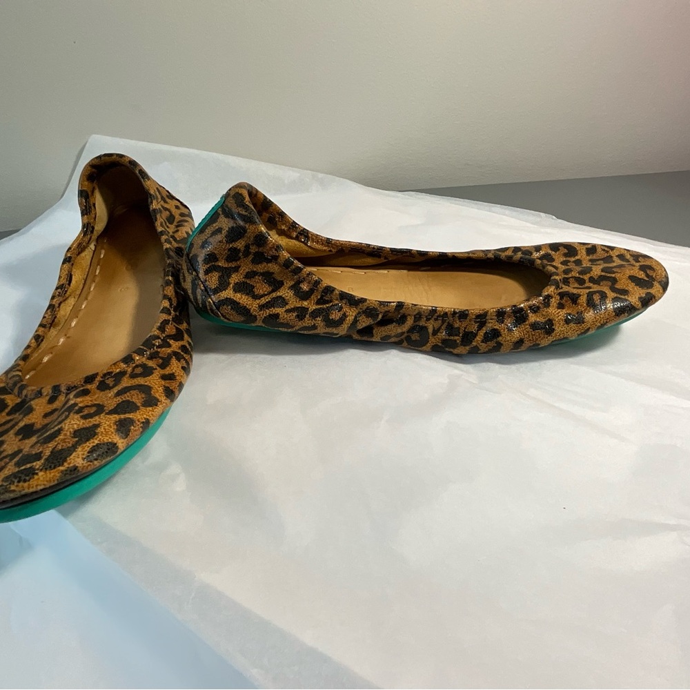 Tieks Brown Flats Stylish Loafers. Bundled with J crews purse.